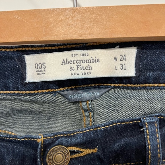 Low rise Abercrombie skinny jeans - Picture 3 of 9